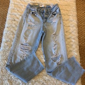Light Washed Jeans